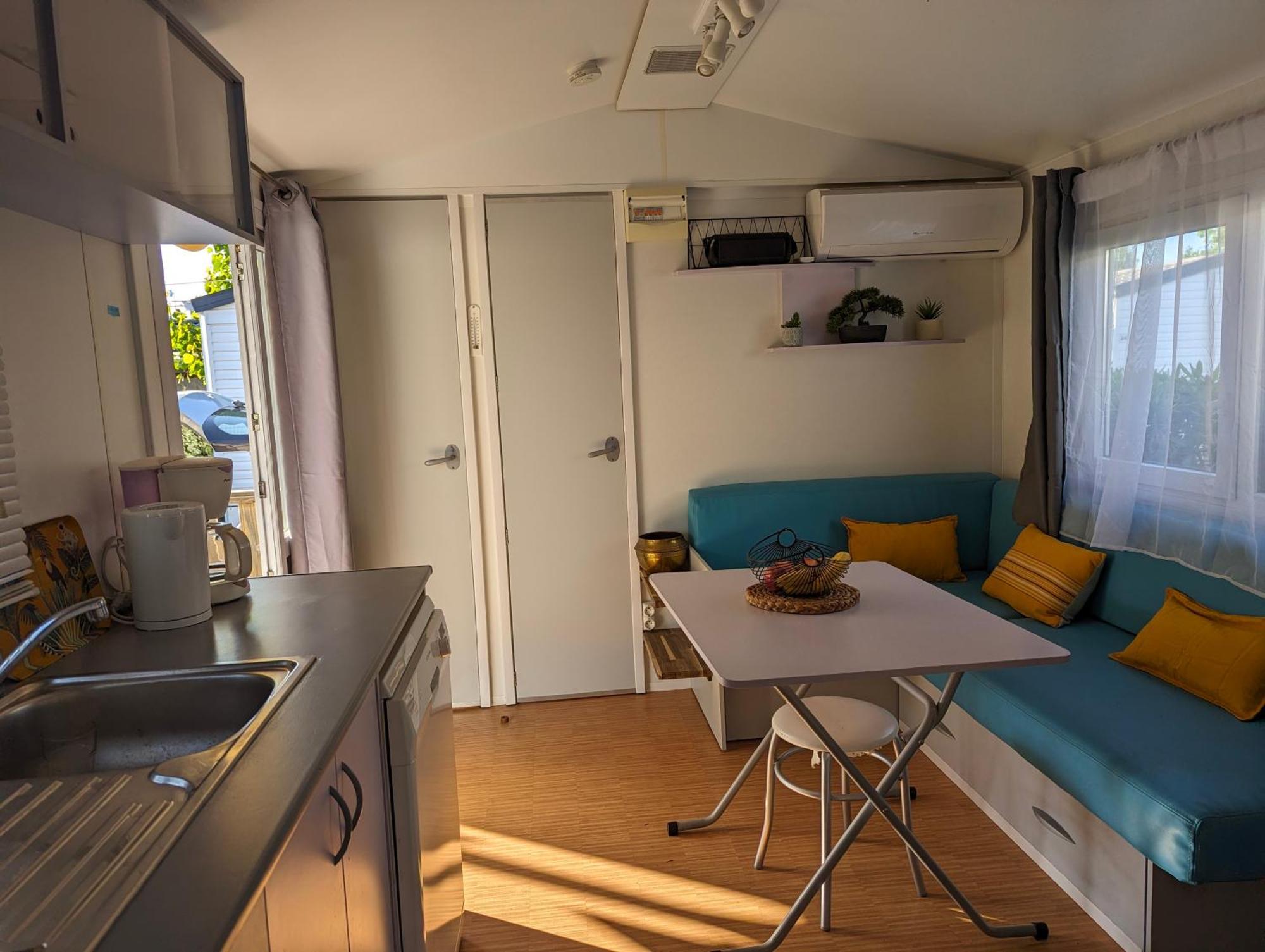 Mobilhome Avec Piscine- A 10 Minutes Campsite *