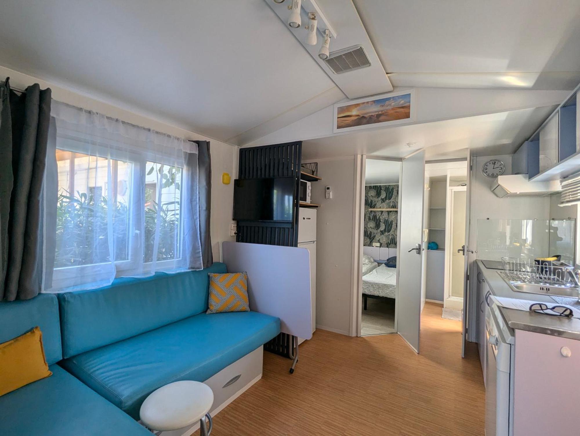 Campsite Mobilhome Avec Piscine- A 10 Minutes Saint Aygulf